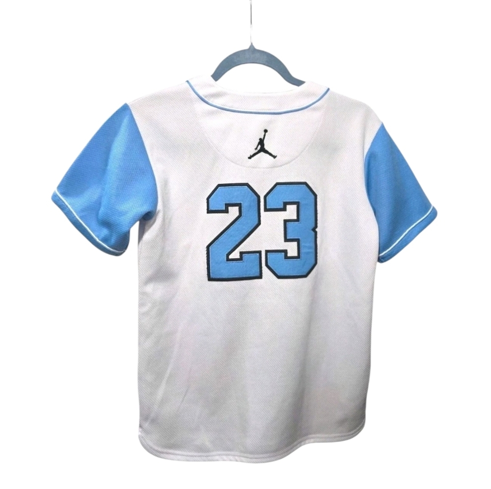 Michael Jordan White Jersey Boys Medium - Picture 2 of 10